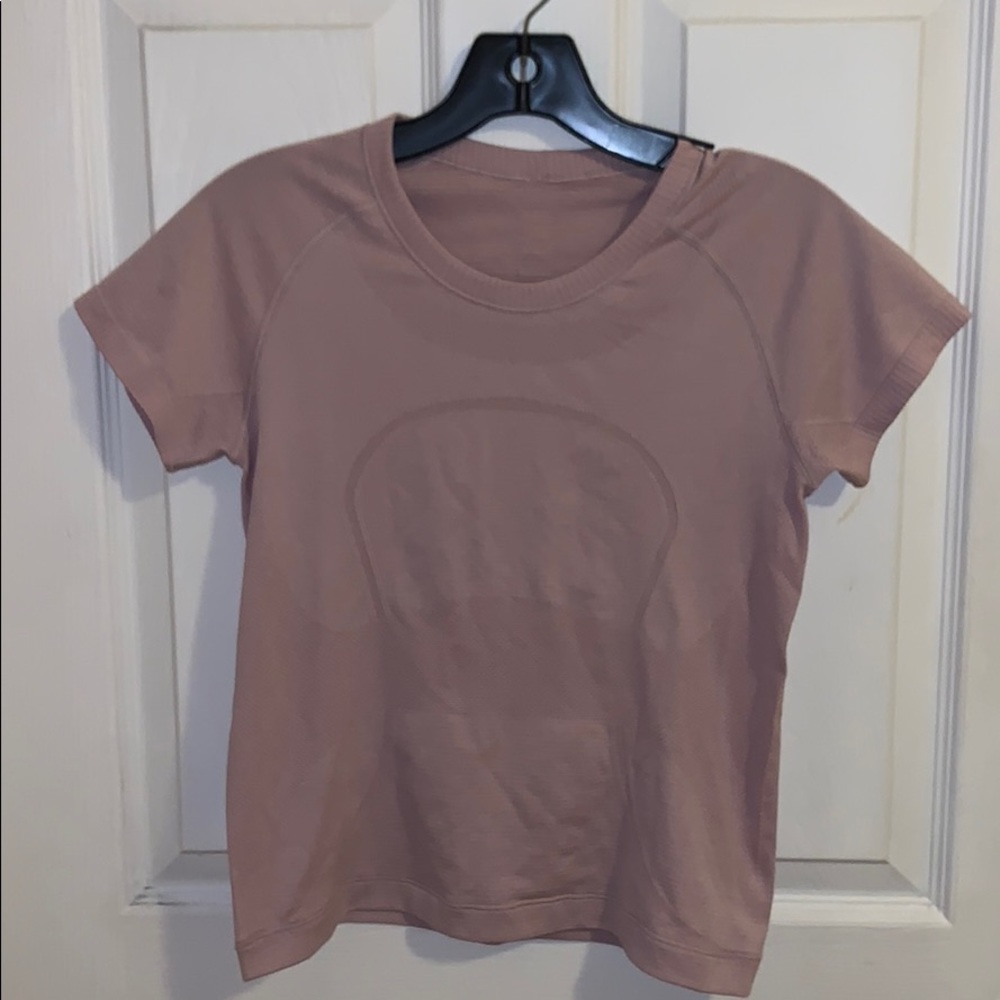 LULULEMON swiftly tech short sleeve size 8 pink